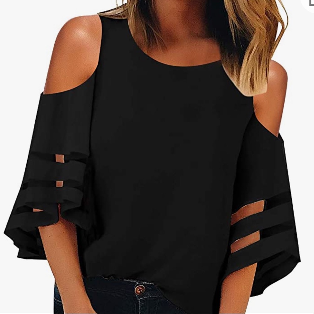 Beautiful woman v neck blouse - Picture 1 of 4